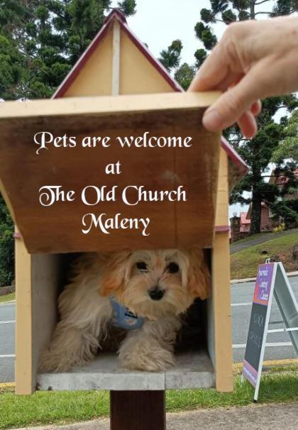 The Old Church 马莱尼 外观 照片