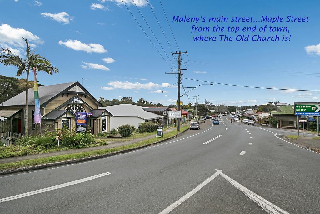The Old Church 马莱尼 外观 照片